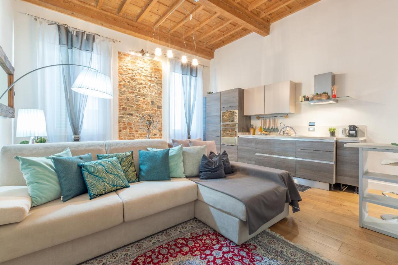 E Quindi Uscimmo A Riveder Le Stelle Apartment Florence Exterior photo